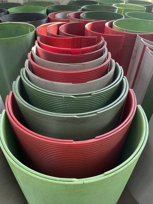 ワイヤロープまたはケーブルを上げるドラムのためのポリマーナイロンLBS袖